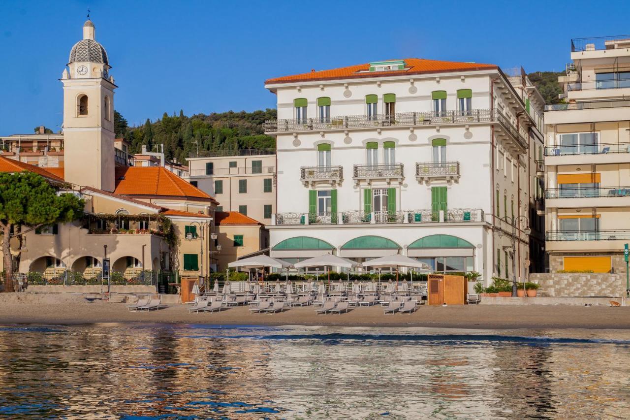 Hotel Lido Alassio Kültér fotó