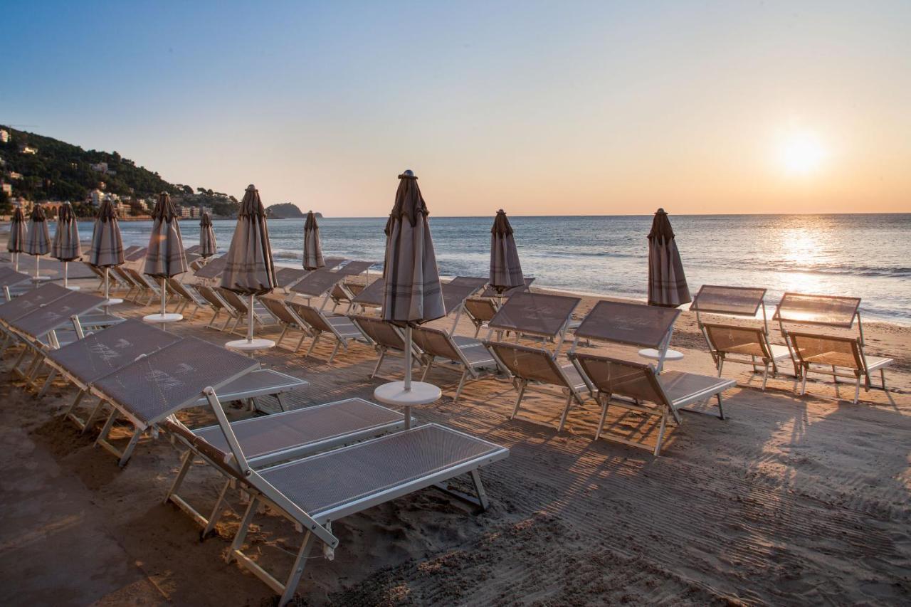 Hotel Lido Alassio Kültér fotó